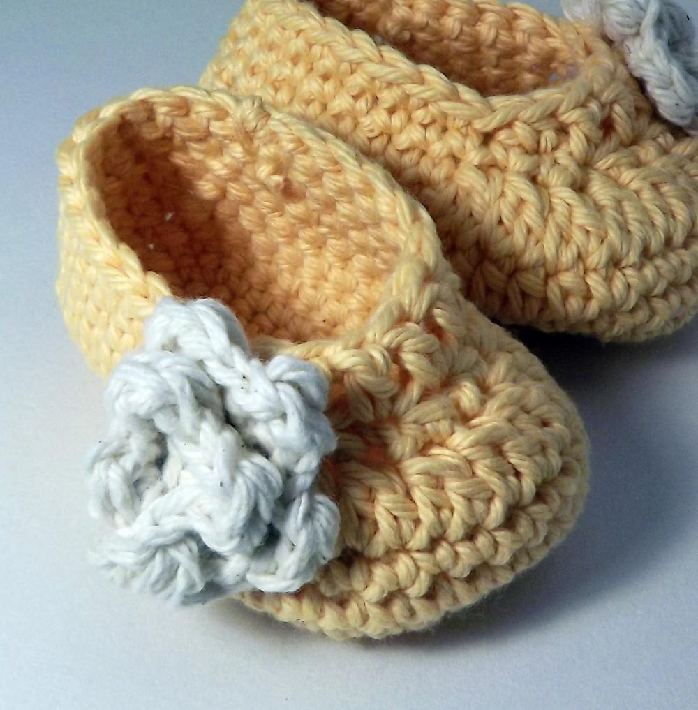 Rose Baby Booties - Yellow An Ivory 0 To 3 Months