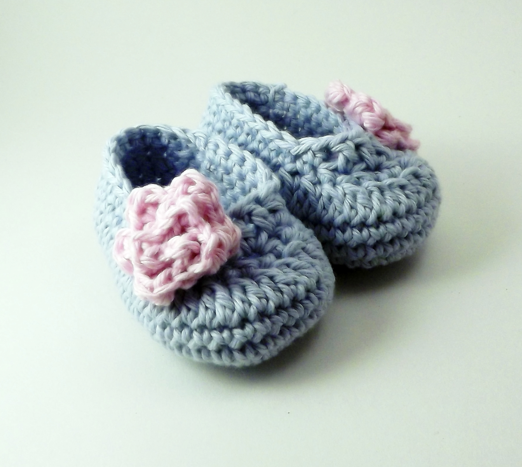 Rose Baby Booties - Blue And Pink on Luulla